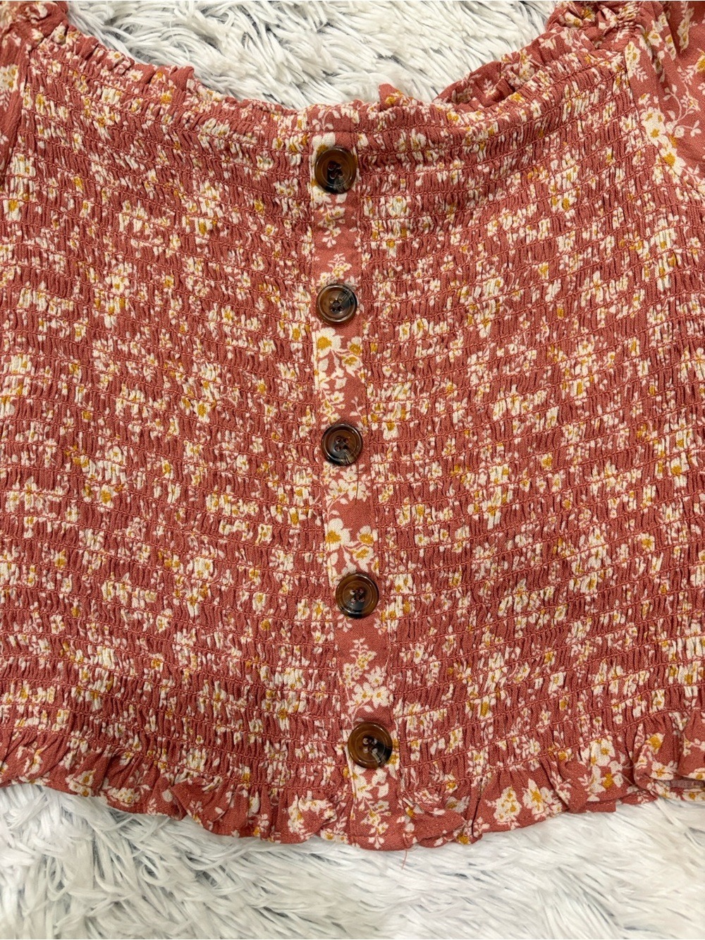 Rewind Smocked Floral Button Front Top – XL – NWT cropped length - Picture 6 of 16